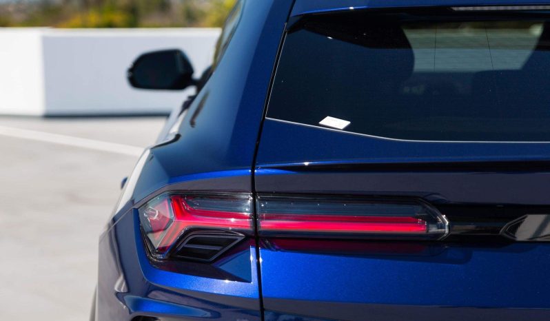 2021 Lamborghini Urus full