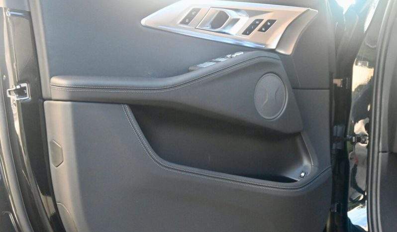 2023 BMW XM full