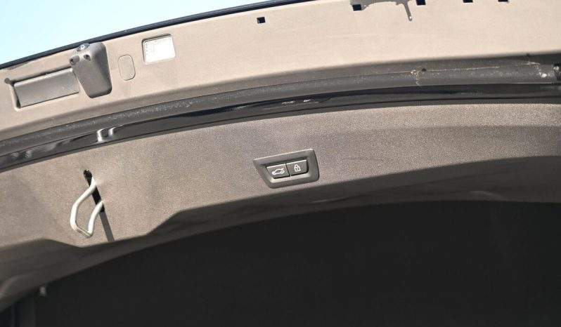 2023 BMW XM full