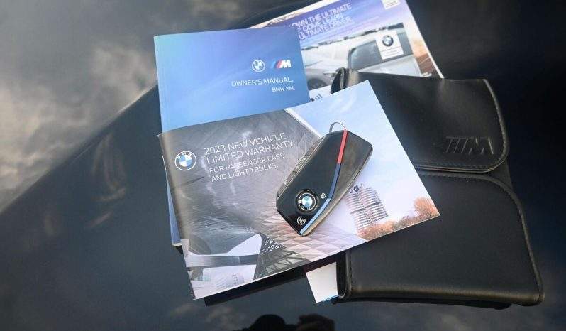 2023 BMW XM full