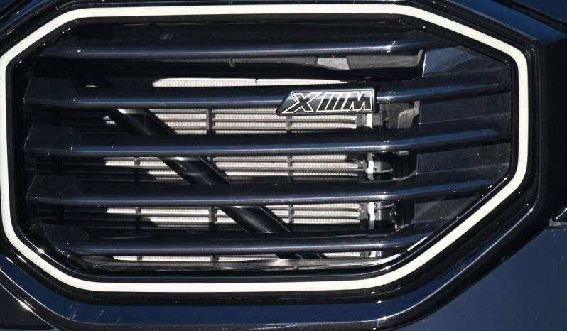 2023 BMW XM full