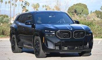 2023 BMW XM full