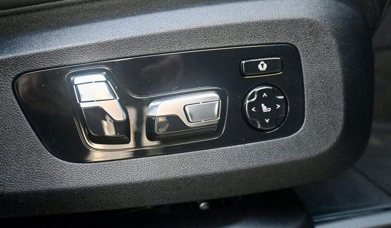2023 BMW XM full