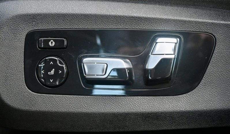 2023 BMW XM full